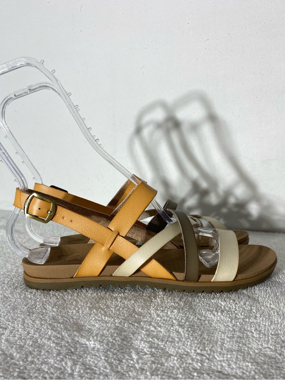 SoftMoc Multi Tone Leather Strappy Flat Sandals Slingback NIB 8